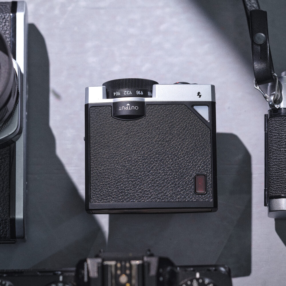 GodoxLuxJuniorRetroCameraFlash6