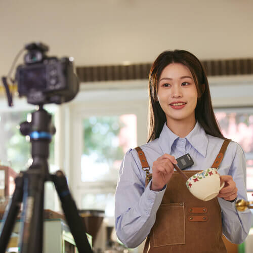 Godox MoveLink II M2 Compact 2-Person Wireless Microphone System 7